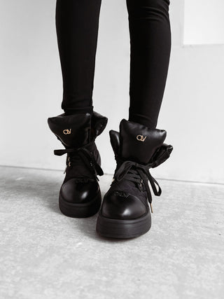 BADDIE women's black work boots